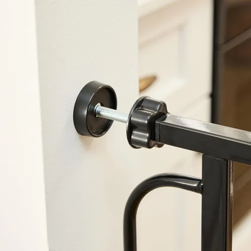 Vista 8 de Regalo Easy Step - Puerta para bebé extra alta con acceso, kit adicional, incluye kit de extensión de 4 pulgadas, kit de montaje a presión, ventosas