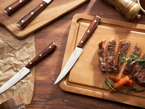 Vista 4 de Juego de 6 cuchillos de carne de alta calidad en caja de regalo, mango de madera pulida, acero inoxidable alemán HC, borde recto, no dentado