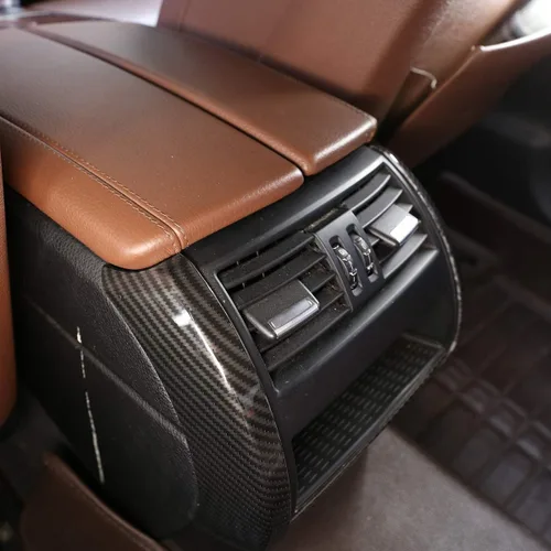 Vista 4 de YIWANG ABS fila trasera aire acondicionado salida lado decoración tiras ajuste 2 unids para BMW Serie 5 F10 520 525 2011-2017 Auto Accesorios