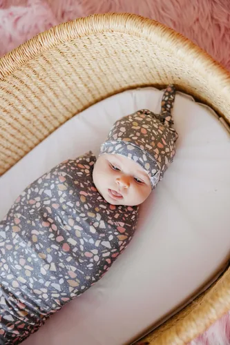 Vista 7 de Copper Pearl Baby Beanie Hat Top Knot