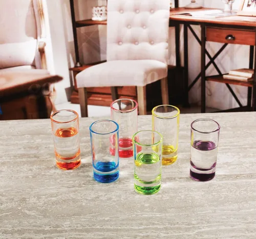 Vista 3 de Circleware Paradise Shot - Juego de 6 vasos de vidrio de edición limitada para whisky, vodka, brandy, bourbon y todo tipo de bebidas, 1.2 onzas