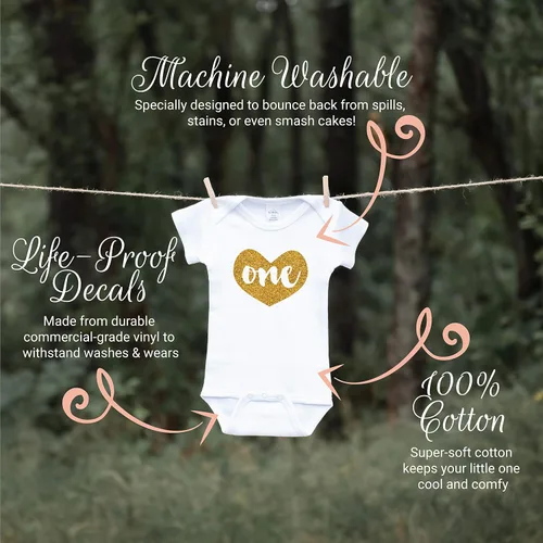 Vista 2 de Camiseta de primer cumpleaños bebé niña Glitter Heart One Gold Baby Bodysuit, Blanco