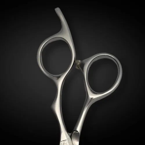 Vista 5 de Tijeras de corte de pelo hechas de acero japonés de Damasco, afiladas, duraderas, de larga duración, diseñadas para peluqueros y peluqueros