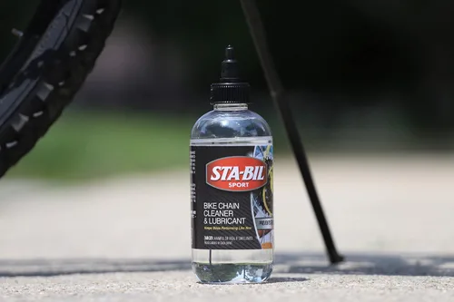 Vista 8 de STA-BIL SPORT Limpiador y lubricante para cadenas de bicicleta: evita el óxido en cadenas, cables y desviadores, lubricante premium, fácil