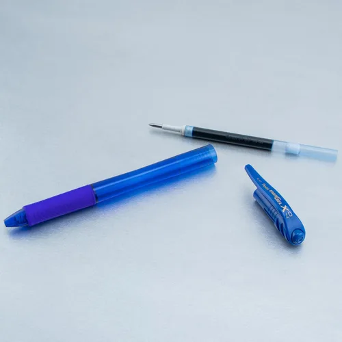 Vista 8 de Pentel EnerGel-X - Lapicera de gel líquido retráctil, punta de 0,7 mm de metal, trazo medio, 3 unidades, Azul
