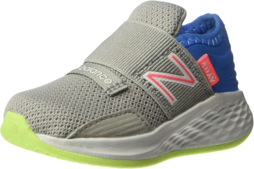 Vista 15 de New Balance Tenis unisex para bebé Fresh Foam Roav V1 sin cordones Aluminio ligero y negro.