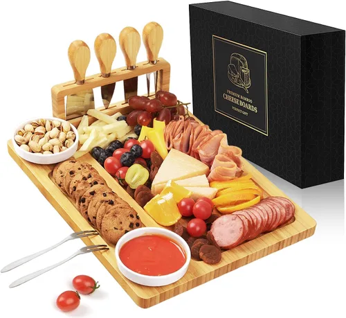 Vista 8 de Juego de tablas grandes de charcutería como regalo – Juego de tabla de queso y cuchillo con bandeja de queso extra, tabla de charcutería de bambú