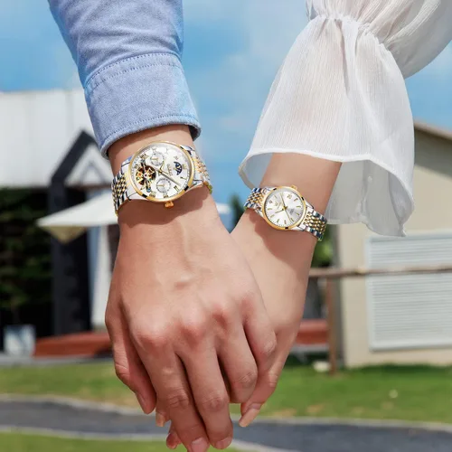 Vista 2 de OLEVS Juego de pares de relojes mecánicos automáticos con cuerda automática reloj a juego para él y ella regalos del día de San Valentín