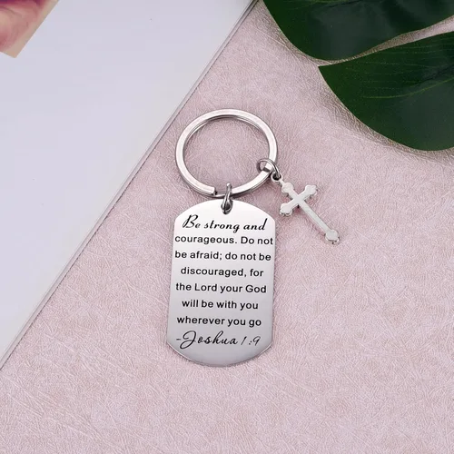 Vista 2 de Llavero con versículo de la Biblia, regalo de las Escrituras 19, regalo cristiano para hombres y mujeres, llavero de cruz, sé fuerte y valiente