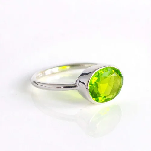 Vista 161 de Oval Birthstone Ring Bezel Set in Vermeil Gold, Sterling Silver, or Rose Gold, Stacking Birthstone Ring [rOMB]