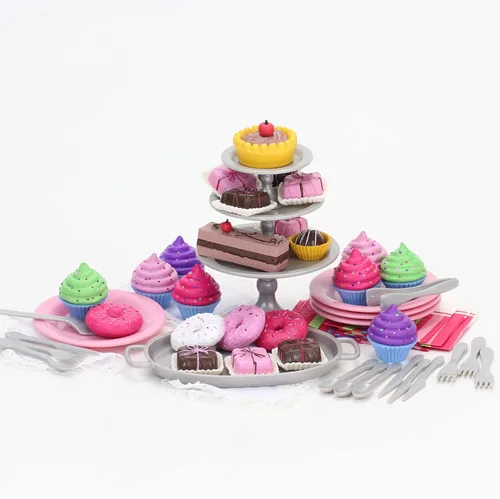 Vista 2 de Juego de servicio de 47 piezas de Sophia's con deliciosos postres para muñecas de 18 pulgadas, multicolor