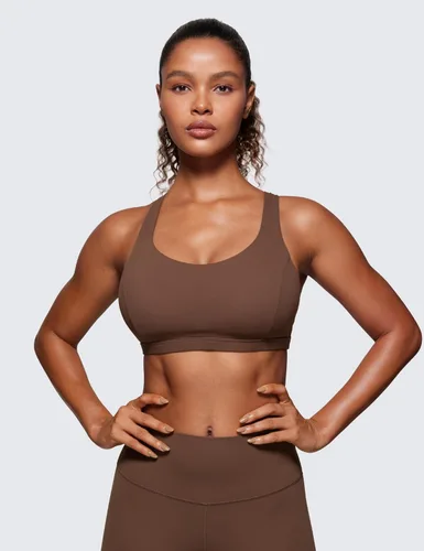 Vista 2 de CRZ YOGA Sujetadores deportivos con cuello en V y tirantes delgados para mujer, brasier de yoga con relleno y espalda cruzada