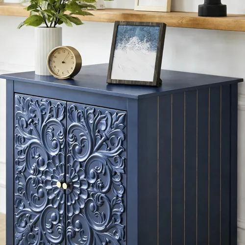 Vista 7 de weselon Mesa auxiliar de estilo granja con puerta floral tallada, mesita de noche de 24 pulgadas de ancho con estante ajustable, mesa auxiliar