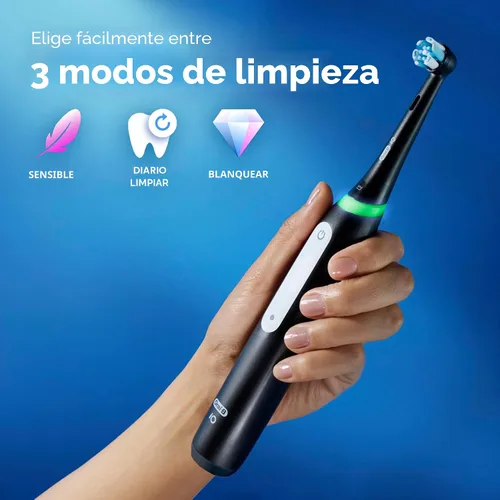 Vista 5 de Oral-B iO Deep Clean Cepillo de dientes recargable eléctrico, negro con iO Series 3 Limited, 2 cabezales de cepillo y estuche de viaje - Sensor