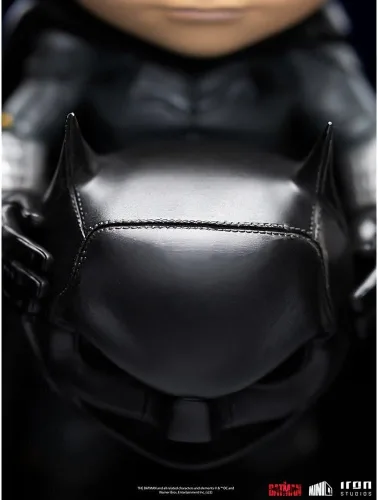 Vista 4 de Iron Studios - Estatua de PVC desenmascarada de Minico The Batman