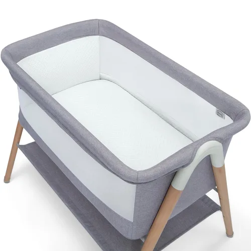 Vista 14 de Delta Children Simmons Kids Koi by The Bed Moisés con malla transpirable y patas de madera de haya natural, gris paloma