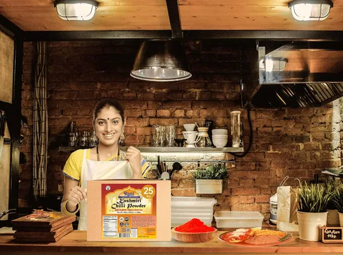 Vista 2 de Rani Kashmiri - Chile en polvo (Deggi Mirch, bajo calor) Especia india molida 25lbs (11.36kg) Caja a granel ~ 100% natural Sin sal Vegano Sin