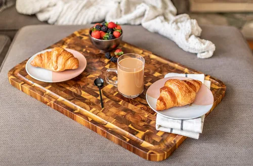 Vista 7 de Lipper International 1260 Acacia Supreme End Grain Tabla de cortar y tallar con ranura para jugo, 24" x 16" x 1