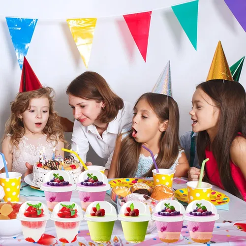 Vista 4 de Szsrcywd Paquete de 100 tazas transparentes de postre de 9 onzas con tapas de cúpula, vasos desechables de plástico para yogur (sin agujeros)