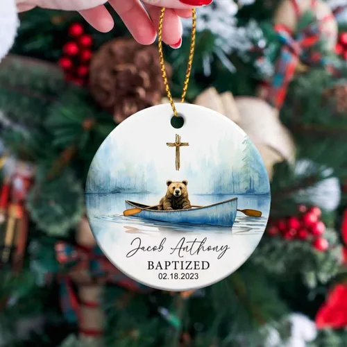 Vista 4 de Adorno de cerámica de bautizo bautizado con oso, recuerdo de bautizo personalizado de animales, adorno de bautismo personalizado de Dios bendiga
