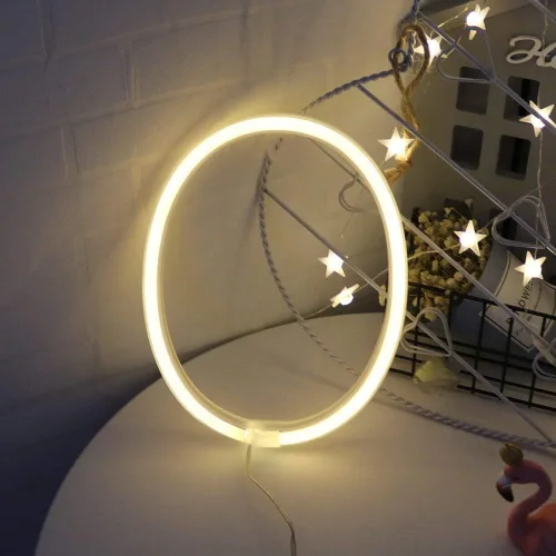 Vista 102 de Ulalaza Letrero de luz LED en blanco y negro, 2 letras AA alimentadas por batería para boda, fiesta de cumpleaños, lámpara de Navidad, luz nocturna