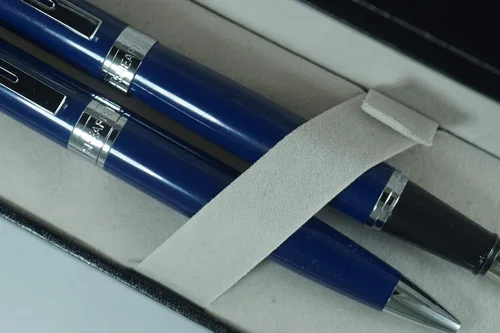 Vista 4 de Sheaffer Cross 300 Collection II - Juego de pluma estilográfica y bolígrafo mediano, color azul medianoche, compacto, pulido y bolígrafo