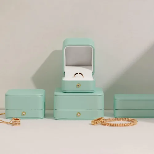 Vista 5 de Oirlv Hermosa caja de collar verde menta interior de terciopelo blanco cadena larga pulsera collar caja de almacenamiento