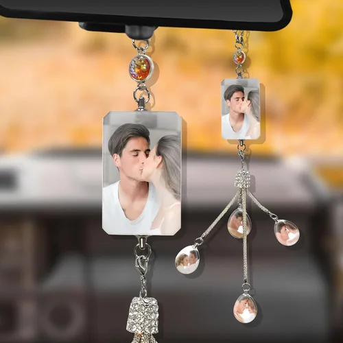 Vista 4 de Adornos colgantes de cristal con foto personalizada para automóvil, accesorios personalizados para espejo retrovisor para mujeres y hombres