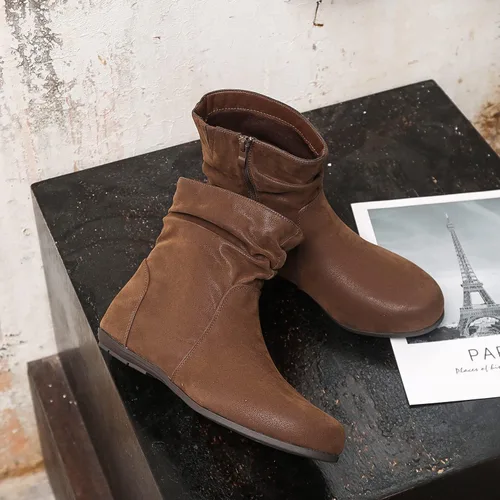 Vista 5 de Luoika Botines anchos para mujer, botas cortas negras y marrones con tacón bajo y cremallera lateral.