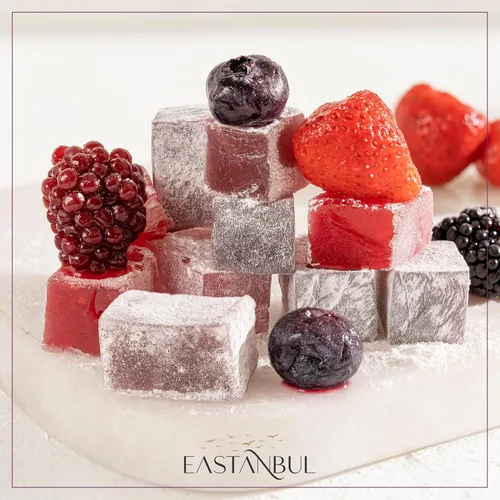 Vista 4 de Eastanbul Delicia Turca, 10.5 oz, Delicias Turcas Surtidas Sabor Fresa, Mora, Frambuesa y Arándano, Dulce Internacional, Lokum, Natural, Sin Gluten