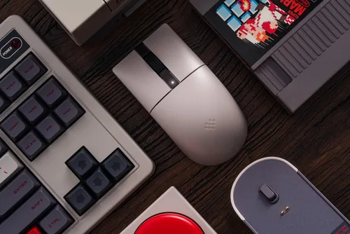 Vista 7 de 8BitDo Ratón retro R8 con base de carga, sensor óptico PAW 3395 DPI 26,000, mouse inalámbrico con frecuencia de sondeo 4K, botones programables