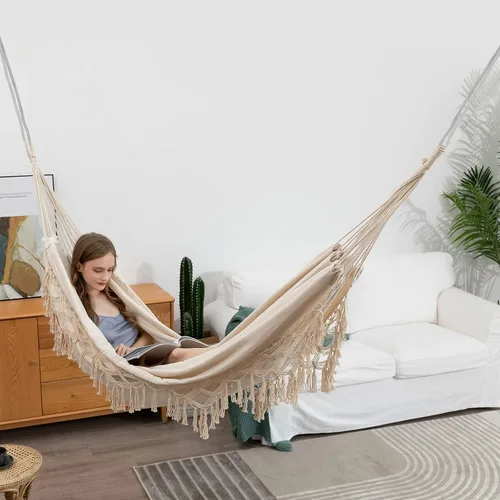 Vista 4 de Hamaca doble bohemia de macramé con elegantes borlas para patio, jardín, decoración de boda en la playa, exterior e interior, hasta 450 libras