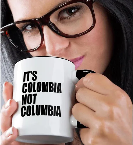 Vista 2 de 3dRose Its Colombia Not Columbia - Taza de dos tonos, 11 onzas, color negro