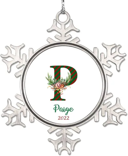 Vista 22 de Monograma inicial letra A copo de nieve, adorno de bayas de pino de Navidad para decoración de árbol de Navidad, adornos de Navidad personalizados