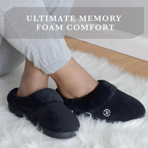Vista 3 de isotoner Pantuflas de rizo con capucha para mujer con espuma viscoelástica suave, soporte de arco cómodo y suela para interiores y exteriores