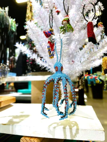 Vista 3 de Figura colgante de pulpo con cuentas de animales marinos, adorno de semillas de vidrio checo con cuentas colgantes, decoración hecha a mano, Verde