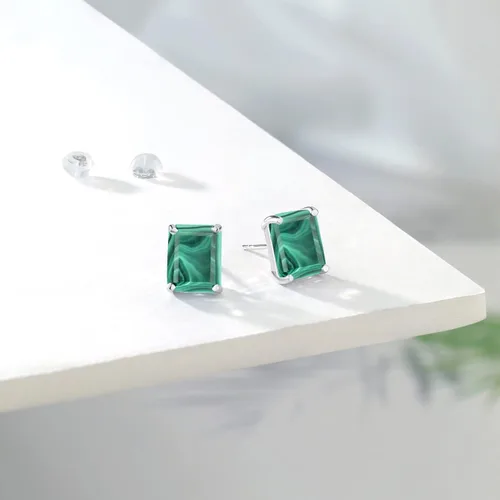 Vista 5 de Gem Stone King Aretes de oro blanco de 14 quilates con piedra natal Corte esmeralda de 0.394 x 0.315 in Aretes de oro para mujer