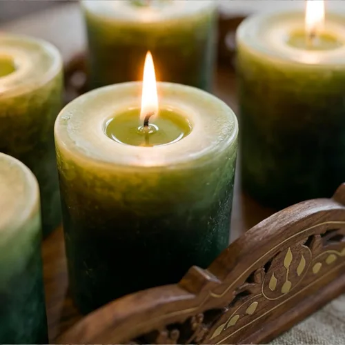 Vista 8 de Aroma Naturals Votive Candles Aceite esencial con abeto de enebro y albahaca, Evergreen Holiday, 6