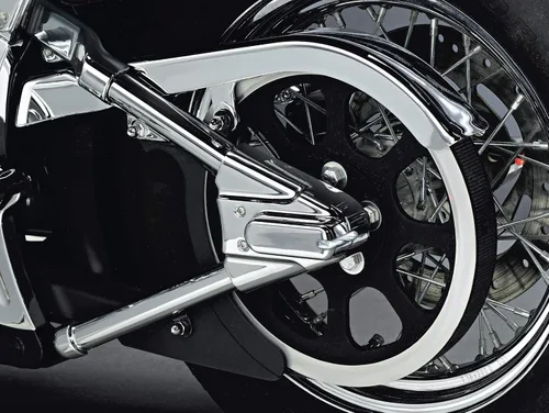 Vista 3 de Kuryakyn 8256 Accesorio de Acento para Motocicleta: Coberturas de Brazo Oscilante para Motocicletas Harley-Davidson Softail 2000-07, Cromo