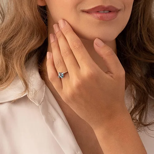 Vista 2 de Peora Anillo de compromiso de topacio azul Londres para mujer, plata de ley 925, piedra preciosa natural, corte princesa de 2 quilates de 0.276in