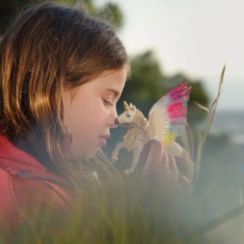 Vista 2 de Schleich bayala - Figura de unicornio arcoíris de 7 pulgadas, juguete de unicornio para niñas y niños, figura de caballo de fantasía para niños a