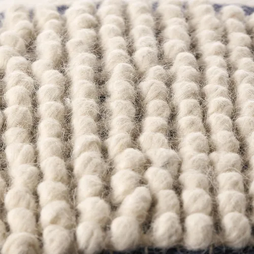Vista 5 de Christopher Knight Home Lucknow Puf Cilindro Artesanal - Blanco/Azul Denim