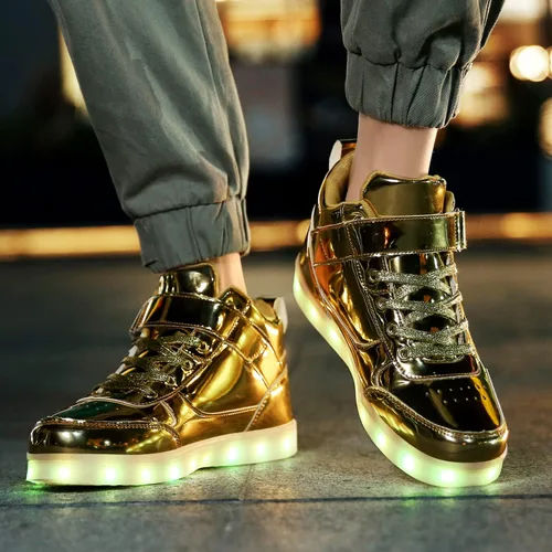 Vista 3 de JEVRITE Zapatos unisex con luz LED, carga USB, parte superior alta para mujeres y hombres, zapatos deportivos para parejas