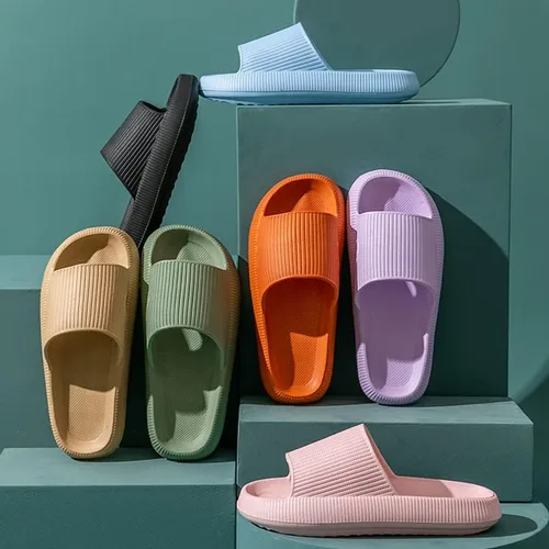 Vista 5 de Rosyclo - Pantuflas de nube para mujeres y hombres, suela gruesa y antideslizante, para baño, muy suaves y cómodas, para uso en interiores