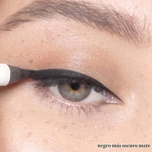 Vista 6 de Julep - Lápiz de ojos de gel, resistente al agua