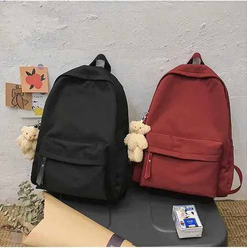 Vista 4 de CYee Cutecore - Mochila estética con colgante de oso, mochila para libros de preparación, suministros escolares, mochila de regreso a clases, Rojo