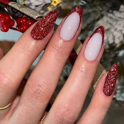 Vista 13 de Uñas postizas a presión medianas con punta francesa de almendra SWEKKE color rosa, cobertura completa, uñas postizas con pegamento rosa y purpurina