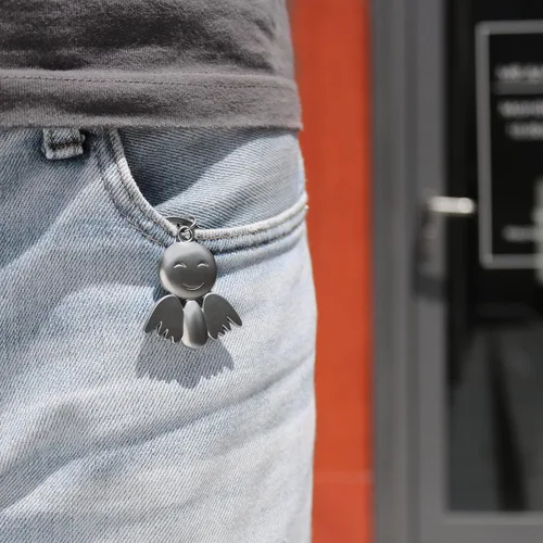 Vista 5 de Llavero y llaveros de peltre con diseño de ángel de sonrisa, llavero de coche, llaveros para mujeres y hombres, regalo para mostrar amorcuración
