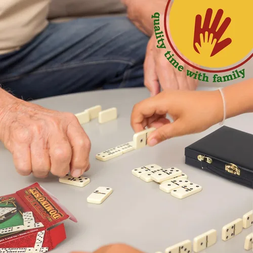 Vista 2 de Juego de dominó Double Six en caja de madera, juego educativo clásico de 28 piezas de azulejos de mesa para adultos y niños, apto para viajes