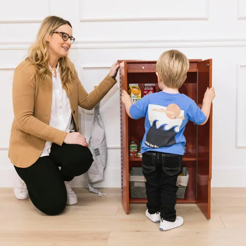 Vista 11 de ECR4Kids Refrigerador de Cocina de Juguete, Juego de Madera, Nogal Oscuro